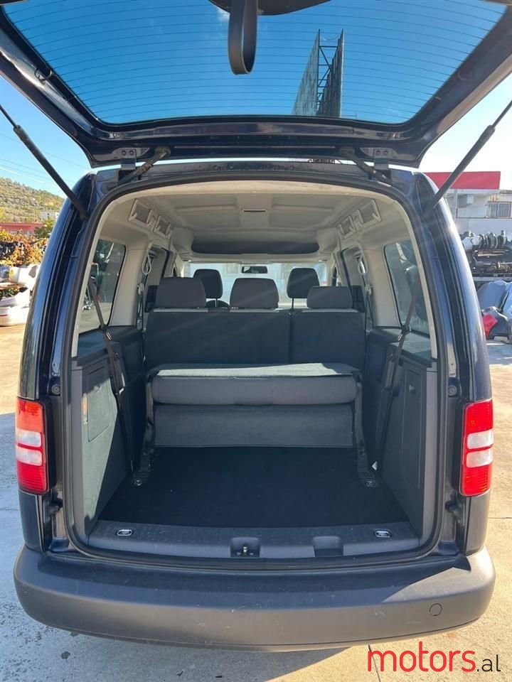 2012' Volkswagen Caddy photo #5