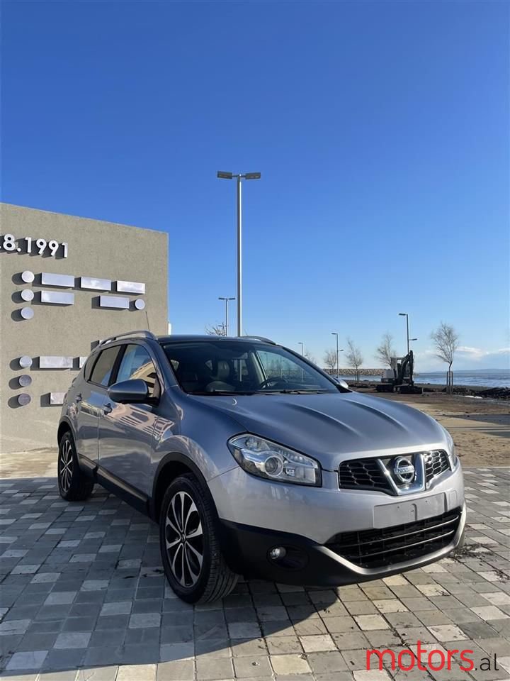 2012' Nissan Qashqai photo #1