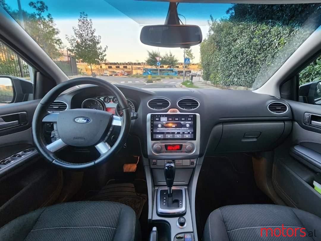 2009' Ford Focus photo #2