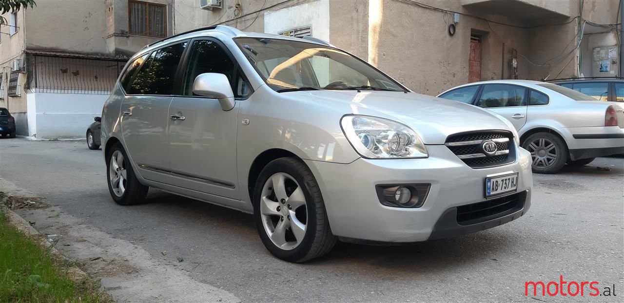 2007' Kia Carens photo #5