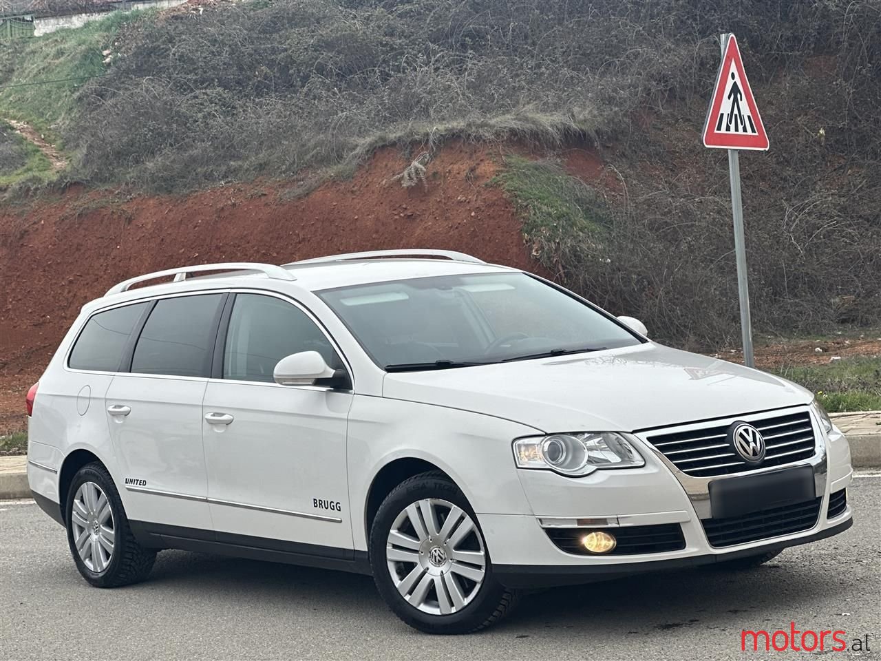 2007' Volkswagen Passat photo #1