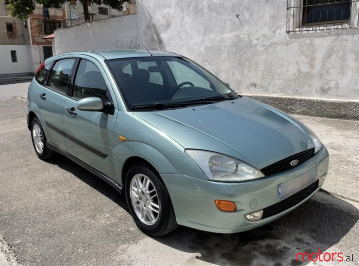 2001' Ford Focus photo #2