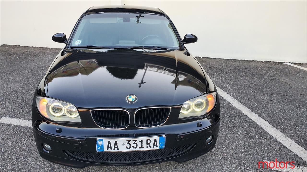 2004' BMW 120 photo #5