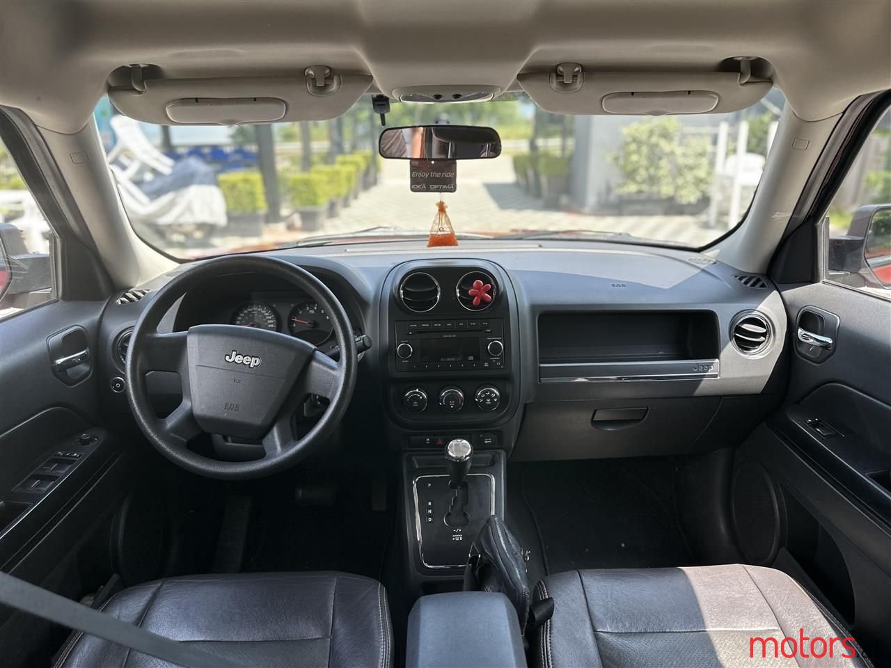 2011' Jeep Patriot photo #5