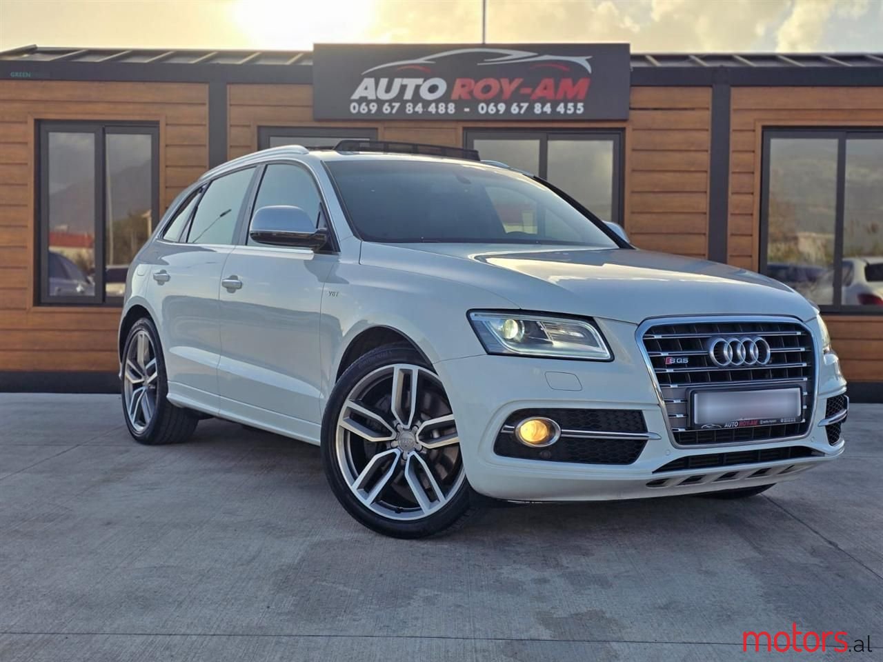 2015' Audi SQ5 photo #1