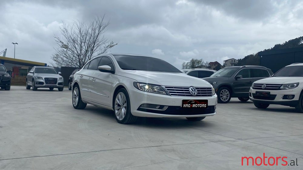 2013' Volkswagen Passat CC photo #2