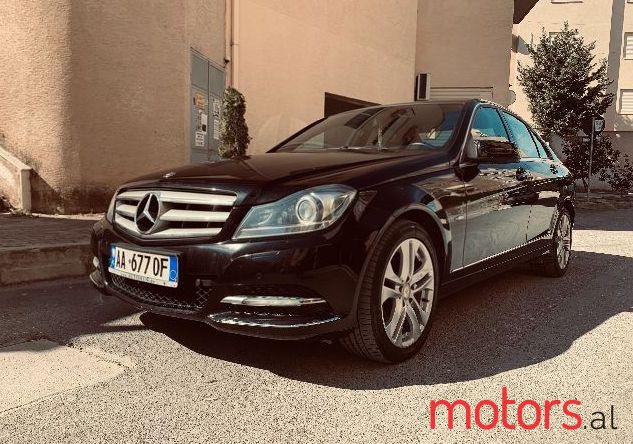 2012' Mercedes-Benz C-Class photo #1