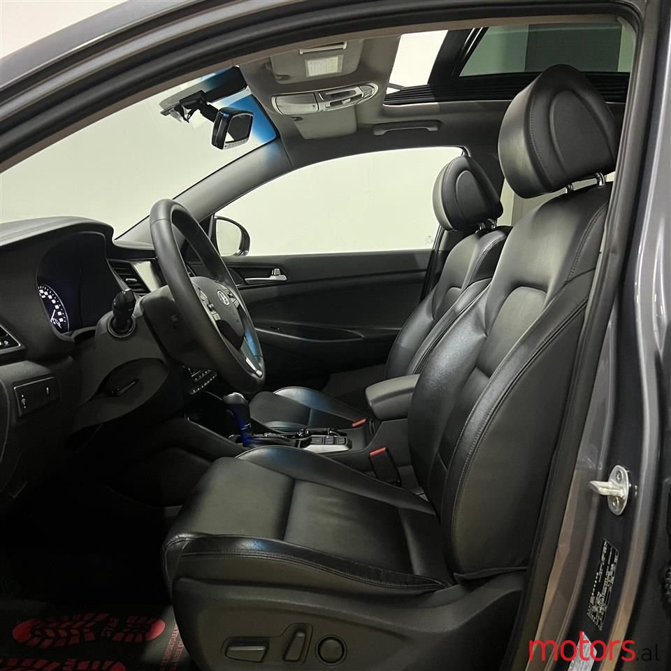 2015' Hyundai Tucson photo #2