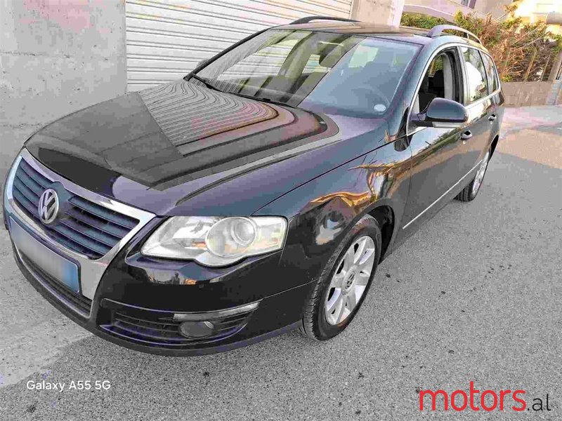 2007' Volkswagen Passat photo #2