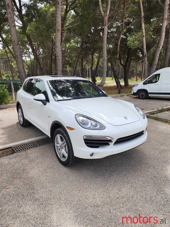 2013' Porsche Cayenne photo #6