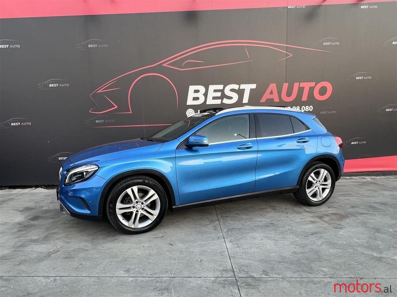 2014' Mercedes-Benz GLA 200 photo #1