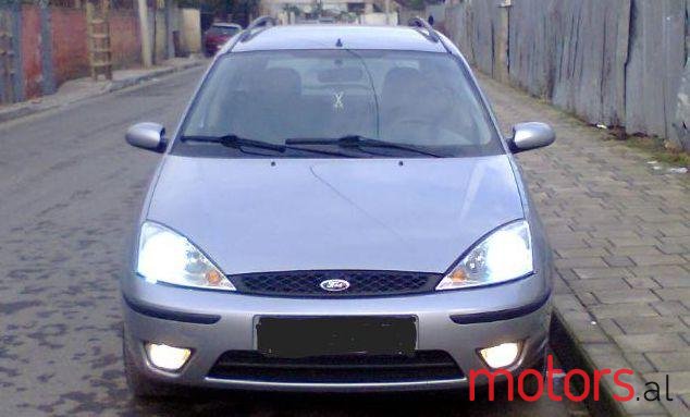 2004' Ford Focus photo #2