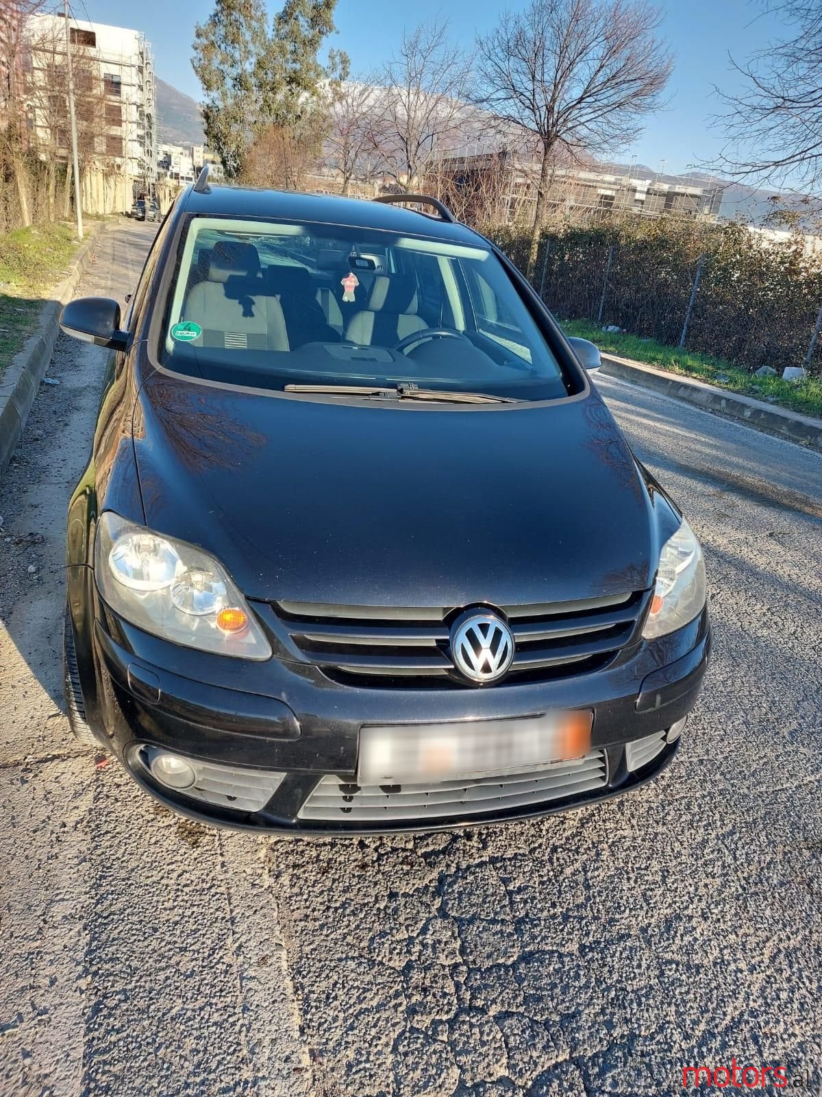 2008' Volkswagen Golf Plus photo #2
