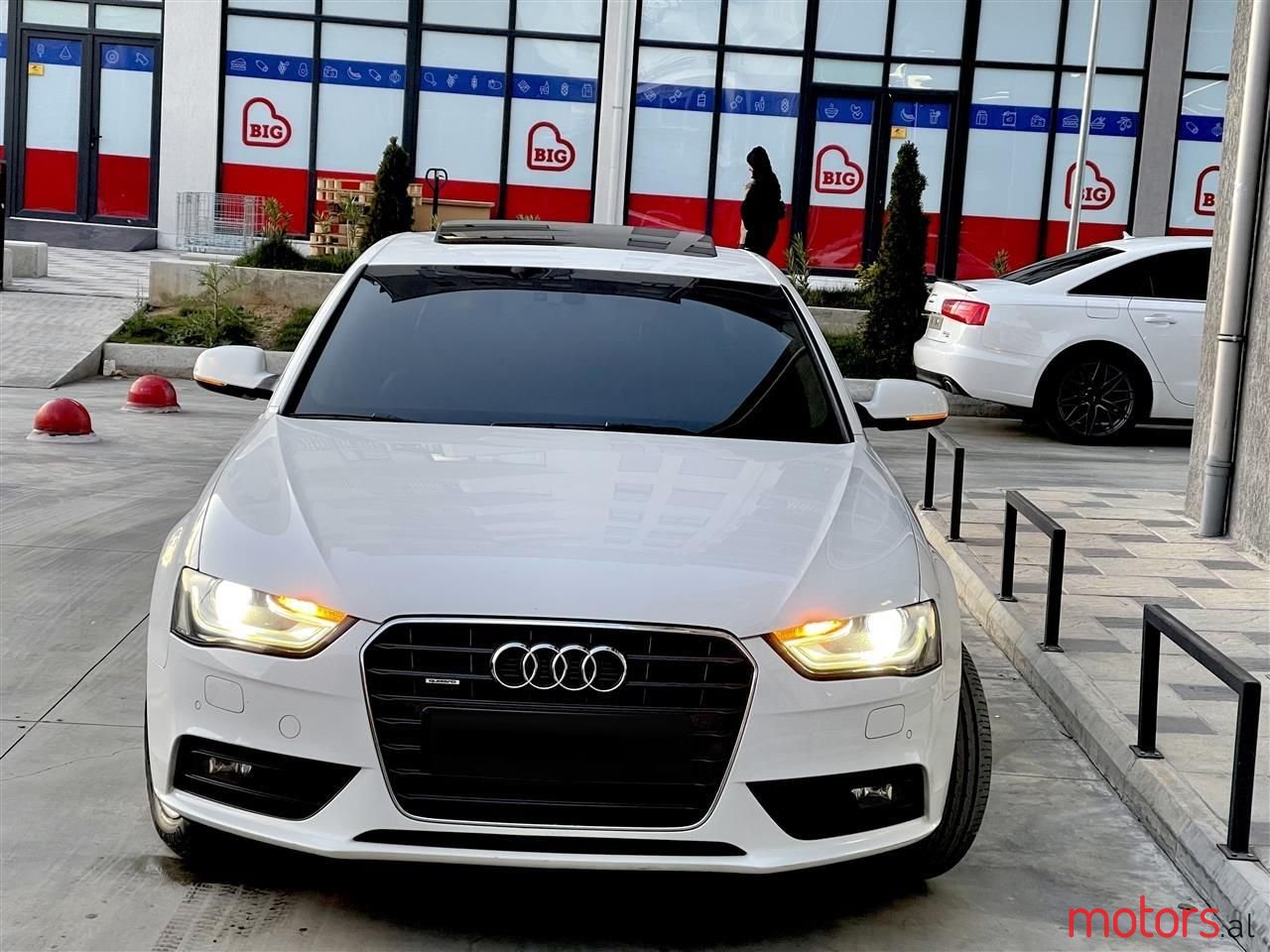 2013' Audi A4 photo #2