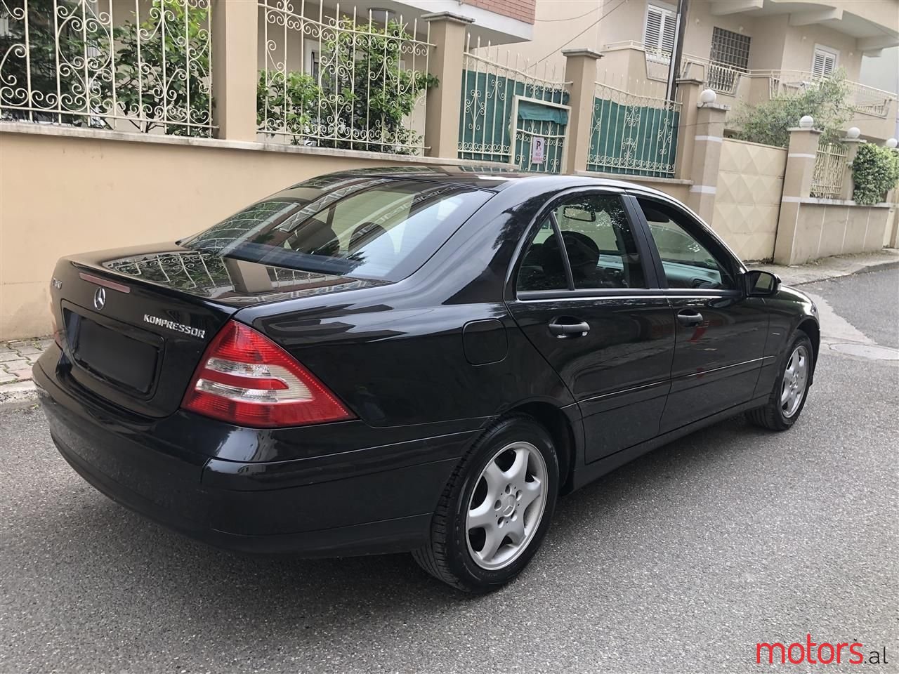 2006' Mercedes-Benz C 180 photo #3