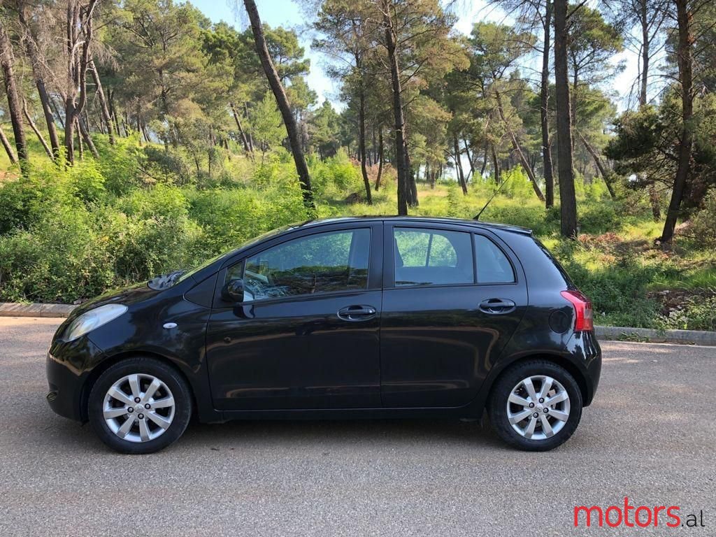 2007' Toyota Yaris photo #6