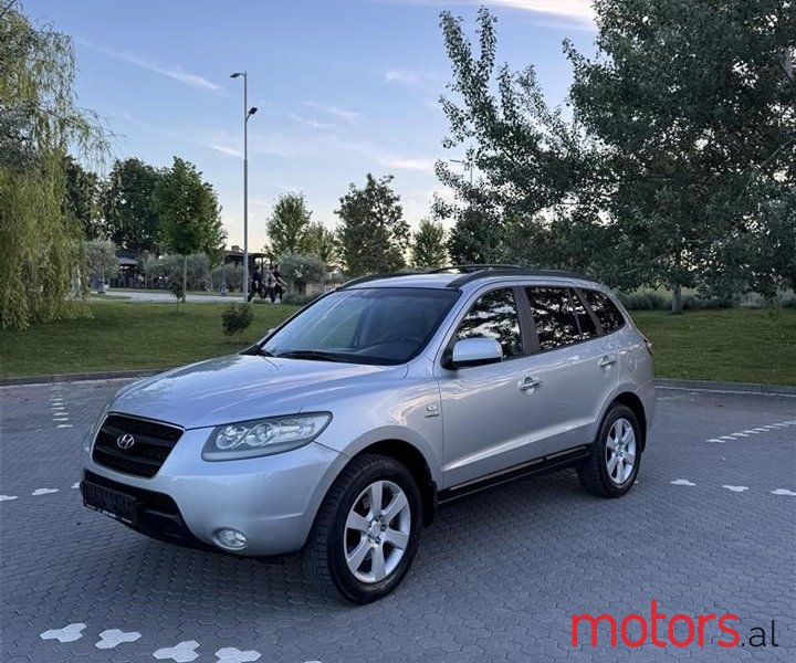 2008' Hyundai Santa Fe photo #3