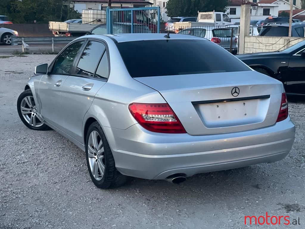 2012' Mercedes-Benz C 220 photo #2