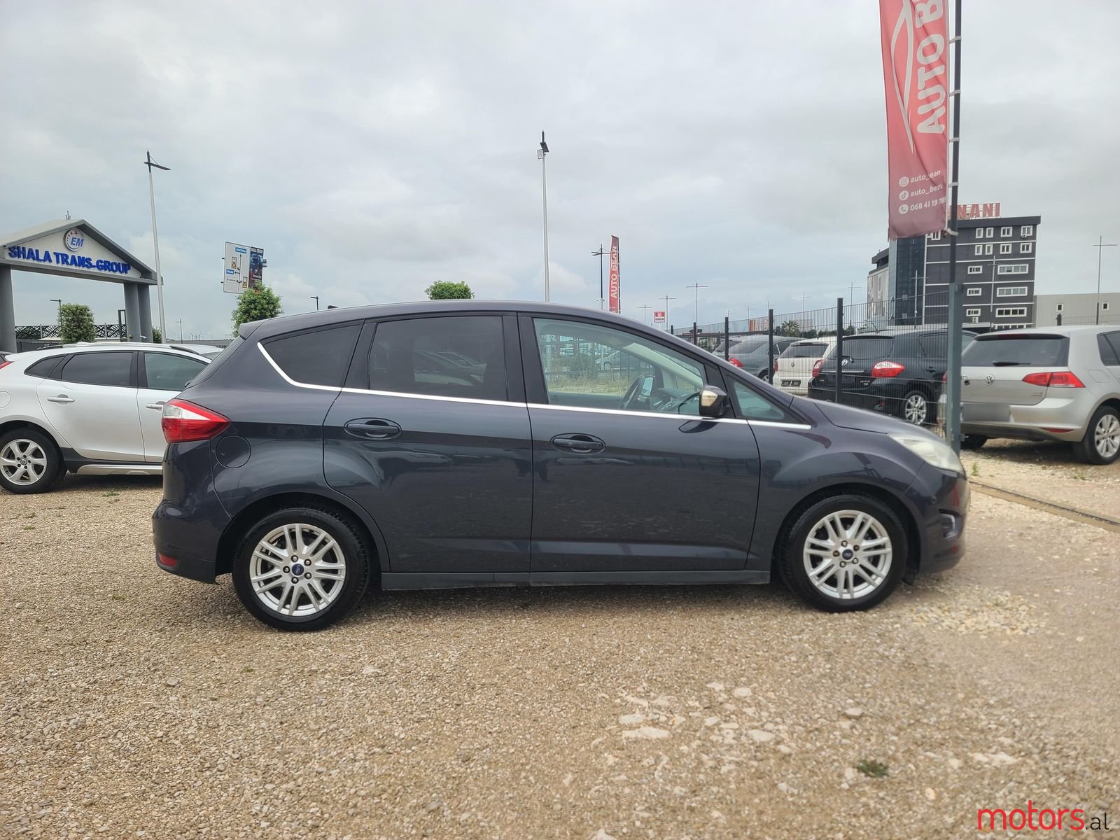2014' Ford Focus C-MAX photo #3