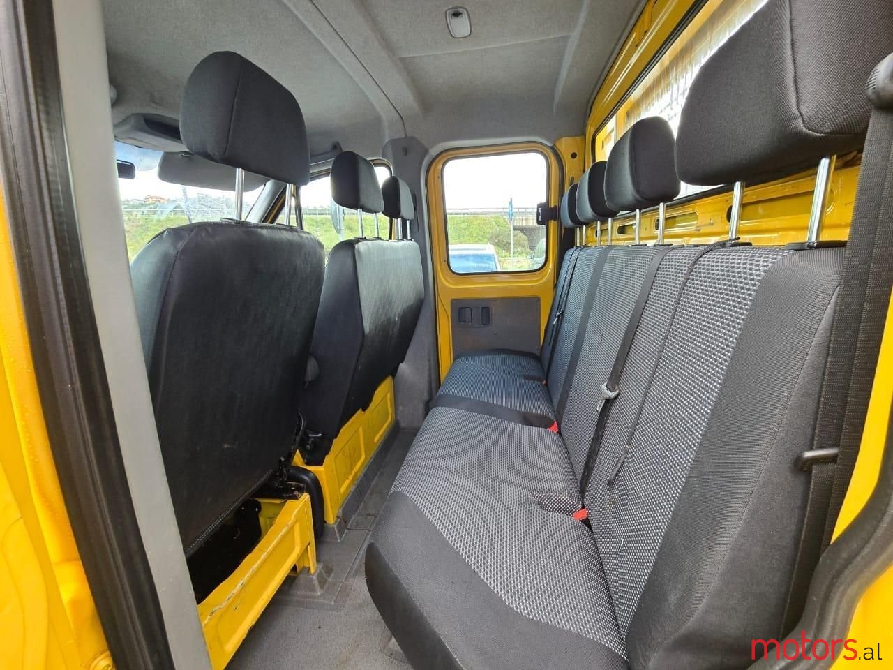 2011' Mercedes-Benz Sprinter photo #2