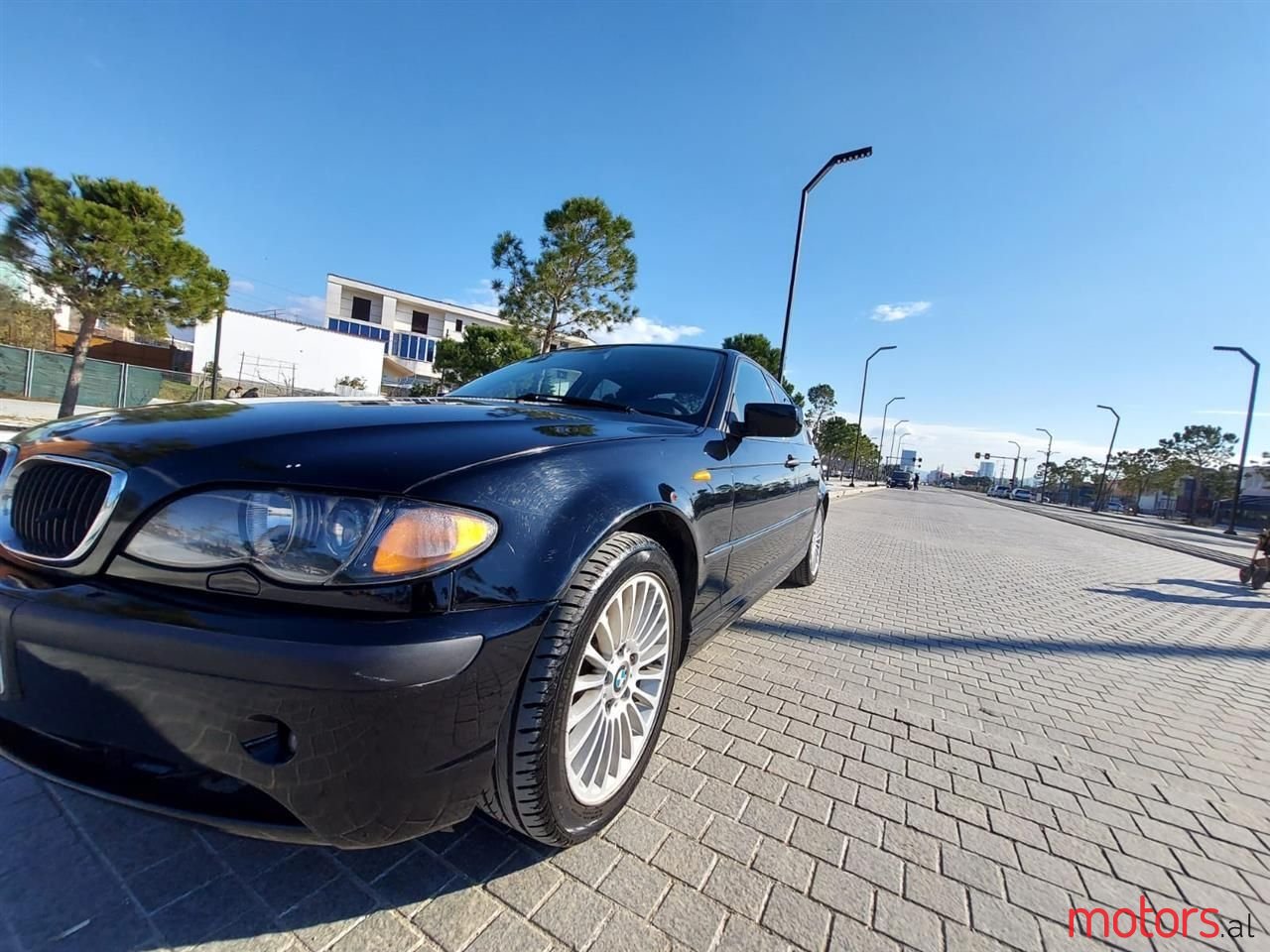 2002' BMW 320 photo #4