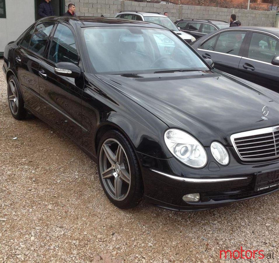 2003' Mercedes-Benz E 220 photo #1