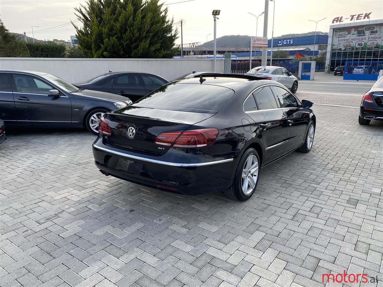 2014' Volkswagen Passat photo #4