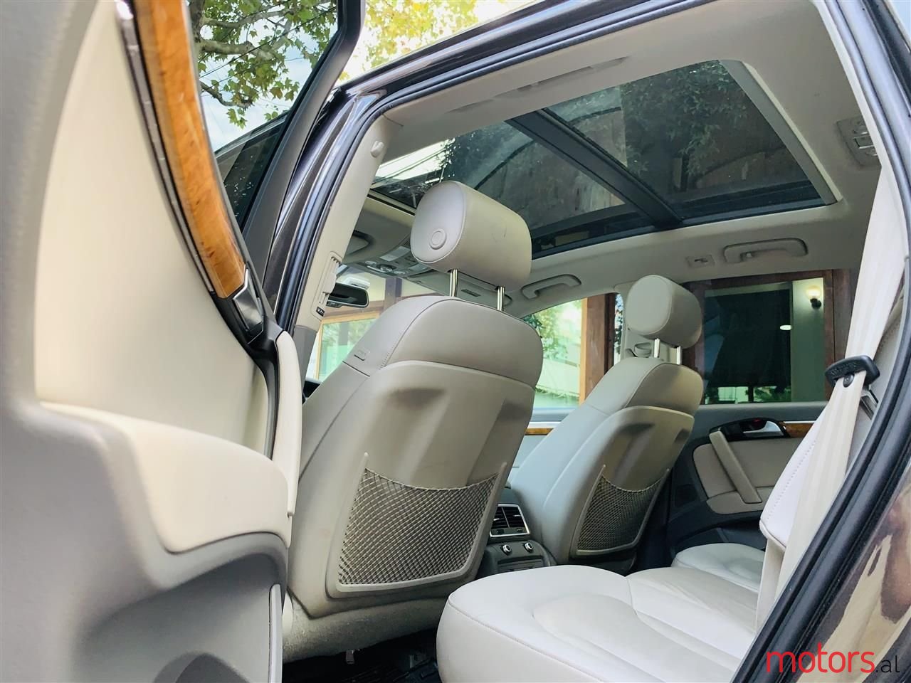 2011' Audi Q7 photo #5