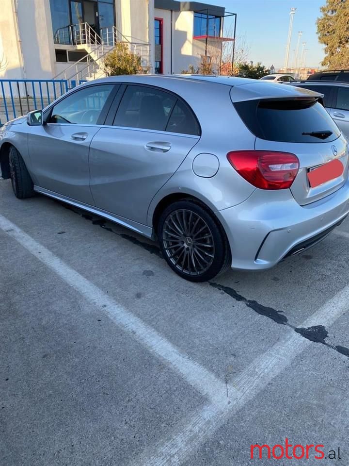 2014' Mercedes-Benz A 180 photo #1