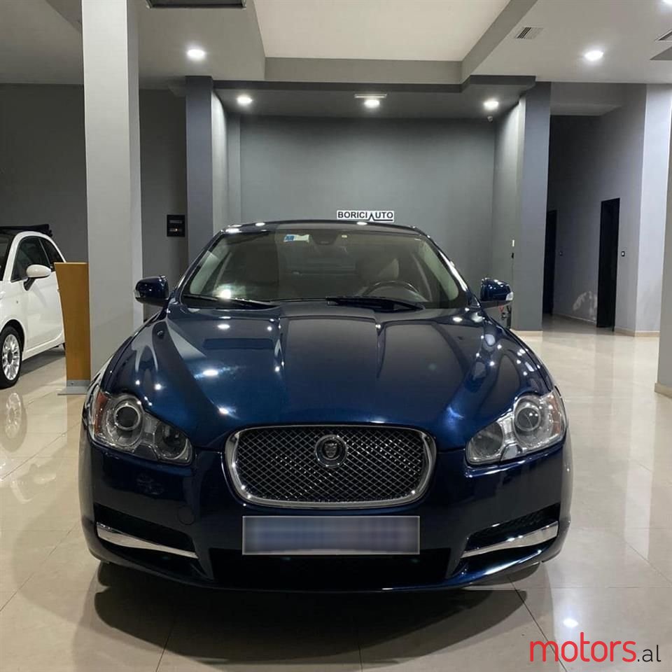 2008' Jaguar XF photo #5