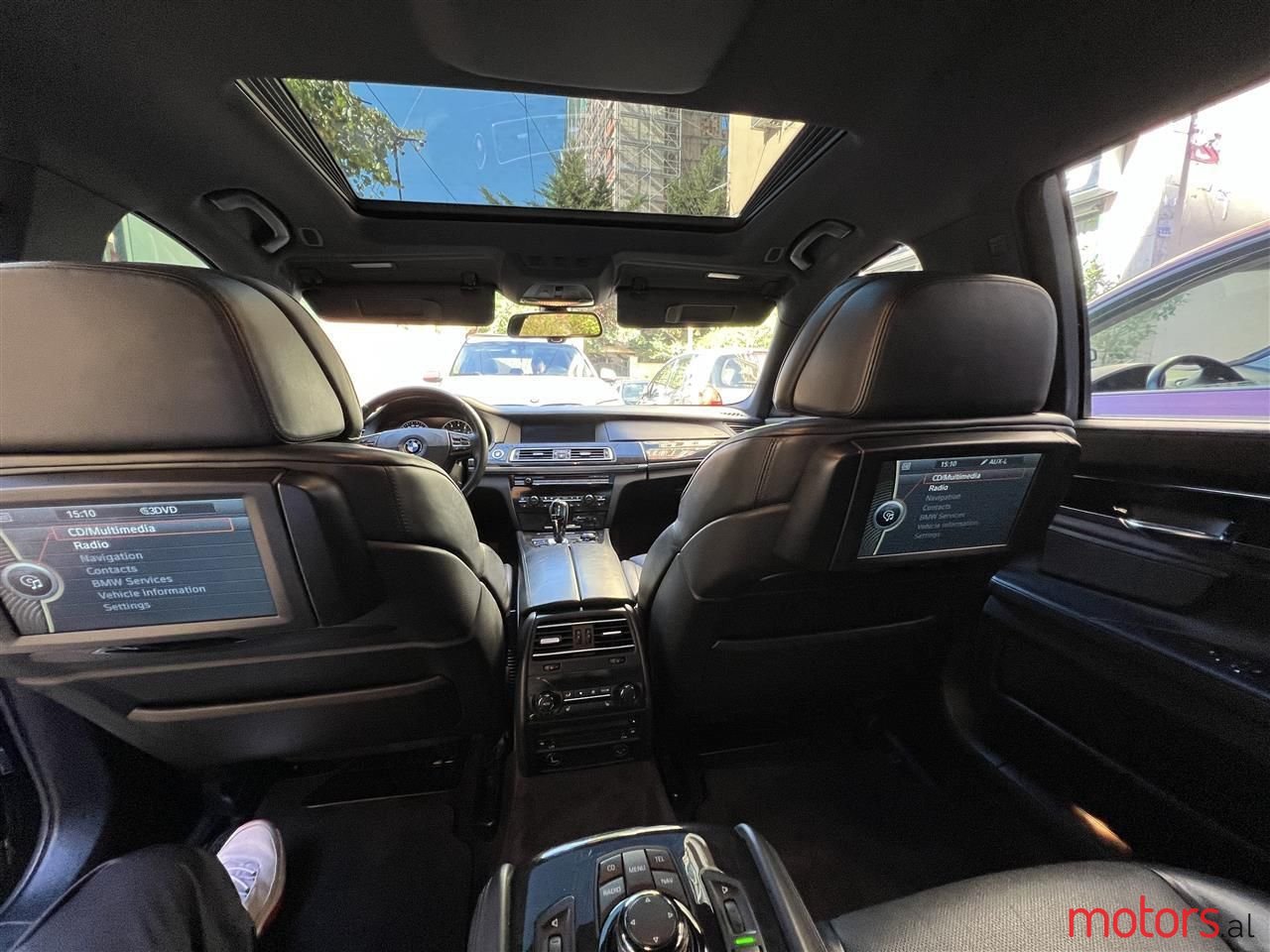 2010' BMW 750 photo #4