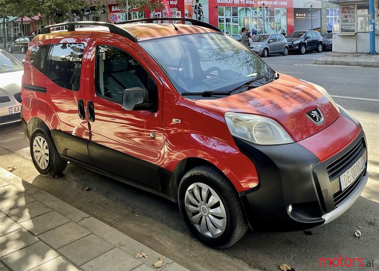 2011' Peugeot Bipper photo #1