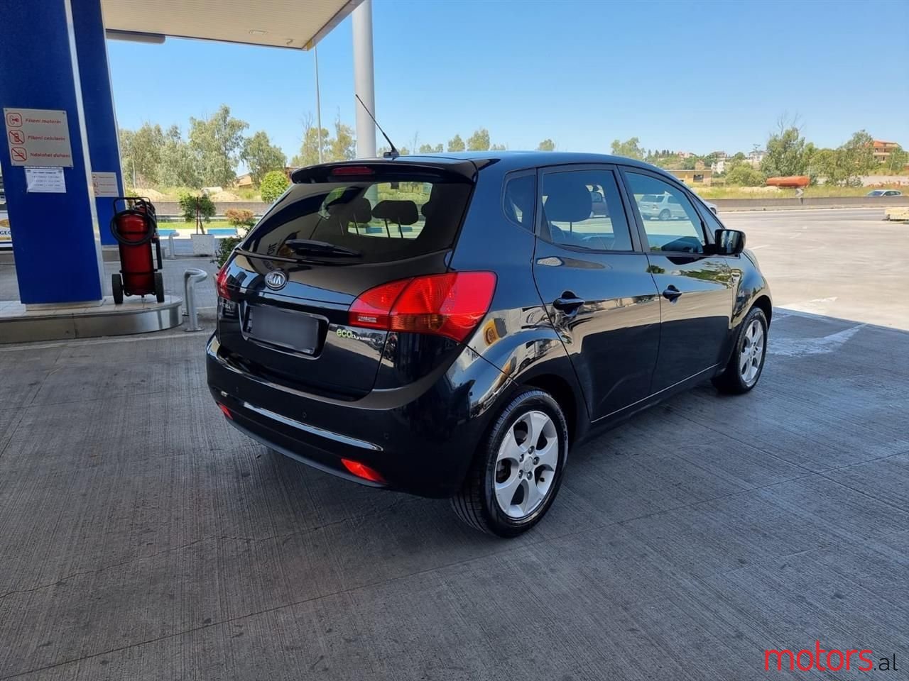 2011' Kia Venga photo #6