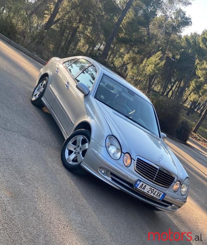2004' Mercedes-Benz E 320 photo #1