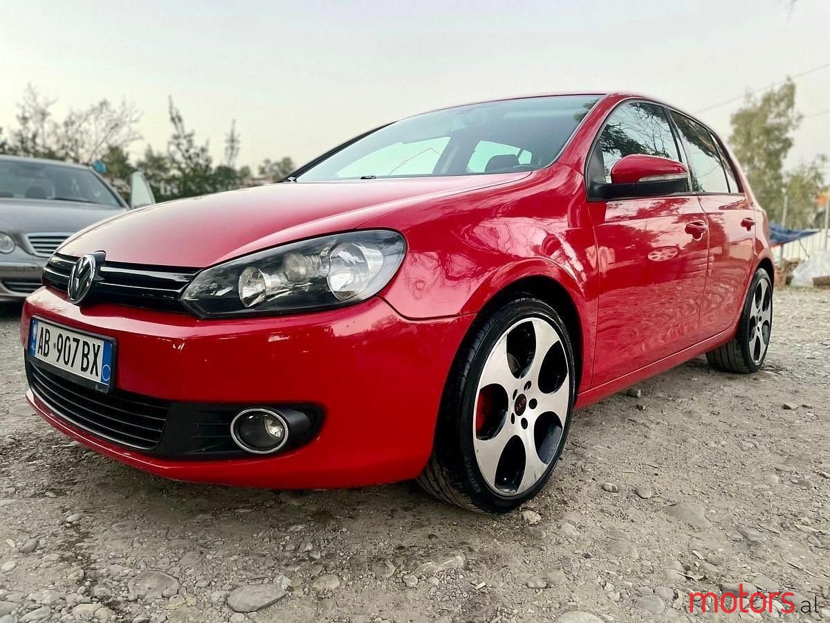 2012' Volkswagen Golf photo #1