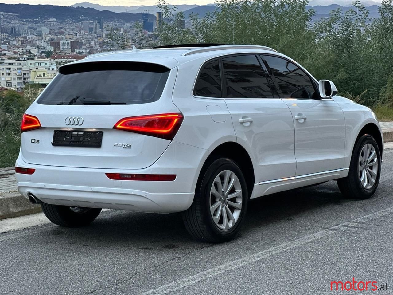 2013' Audi Q5 photo #4