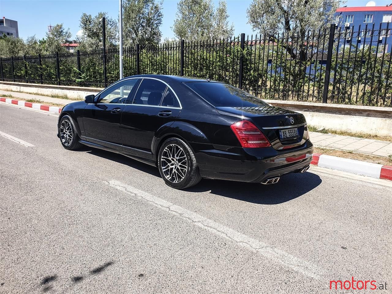 2008' Mercedes-Benz S 320 photo #3