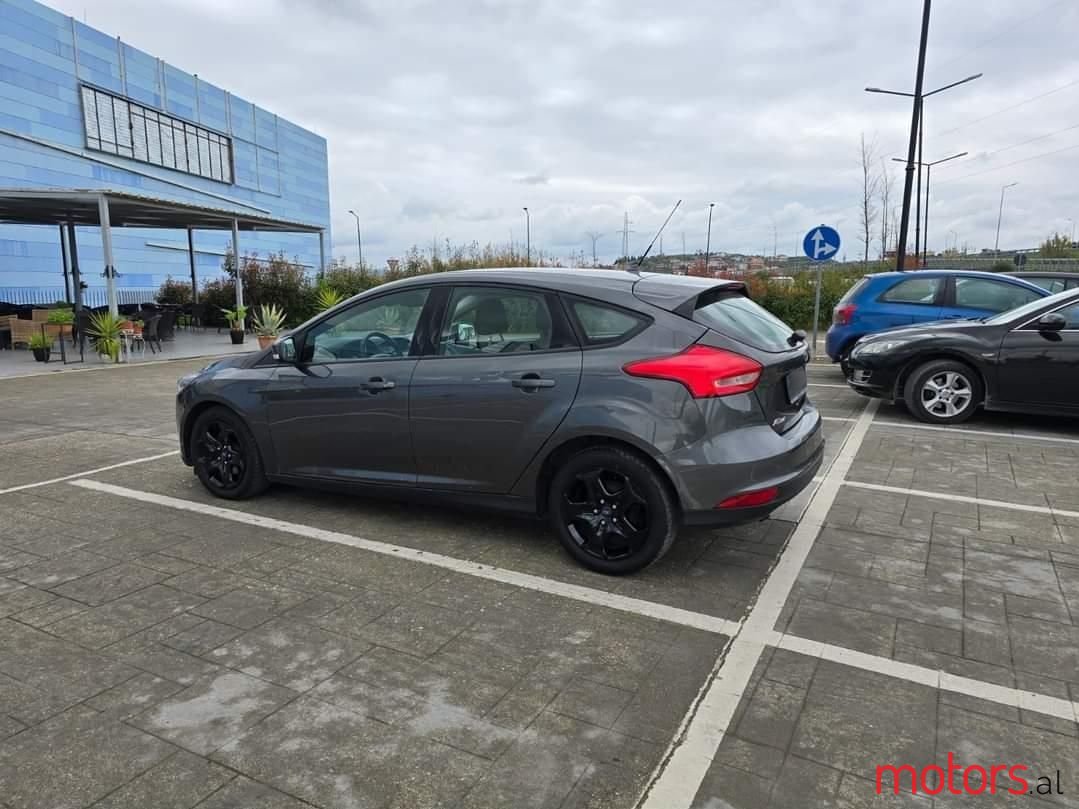 2015' Ford Focus photo #5