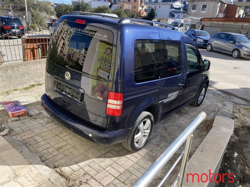 2012' Volkswagen Caddy photo #2