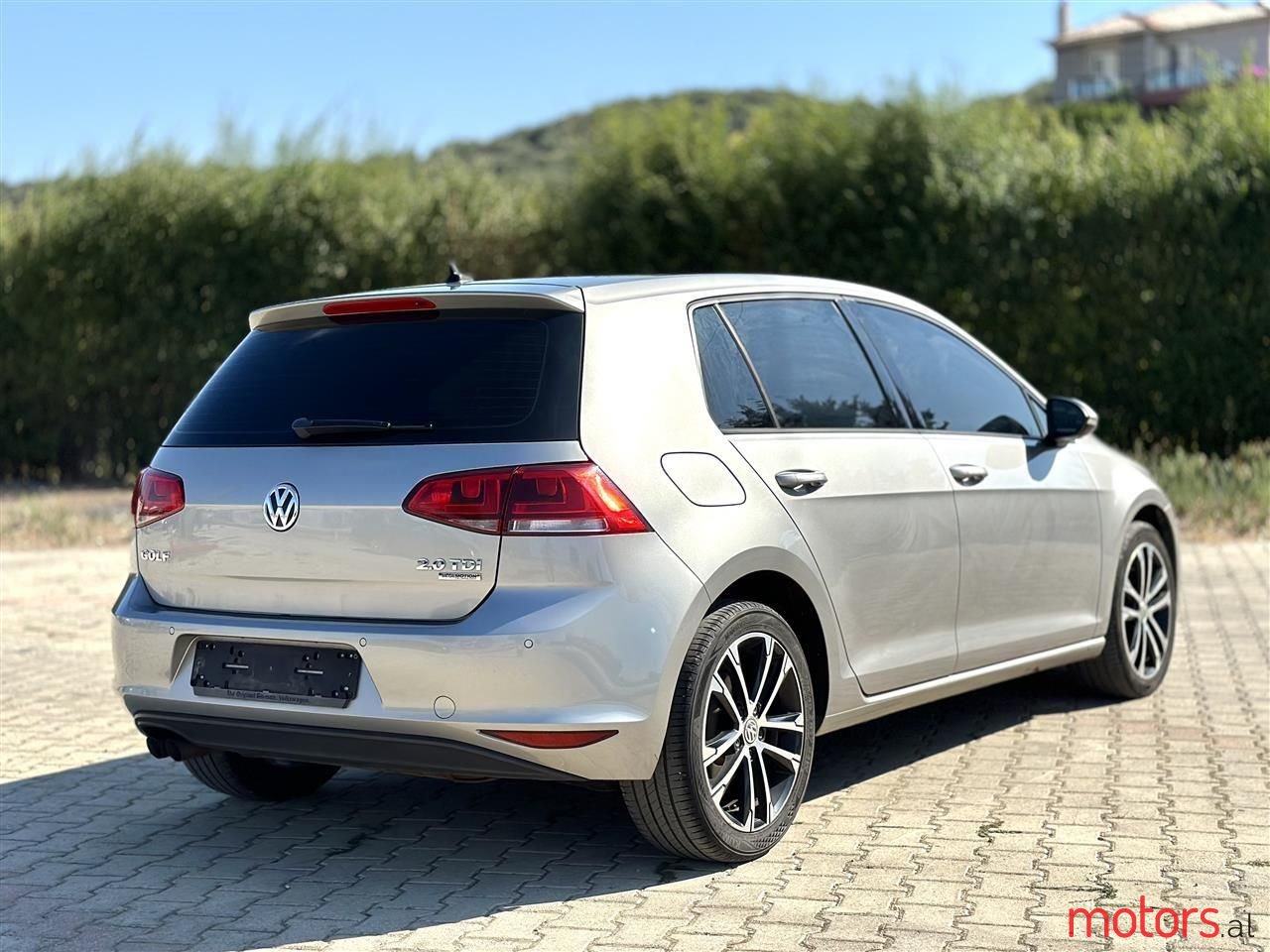 2015' Volkswagen Golf photo #5