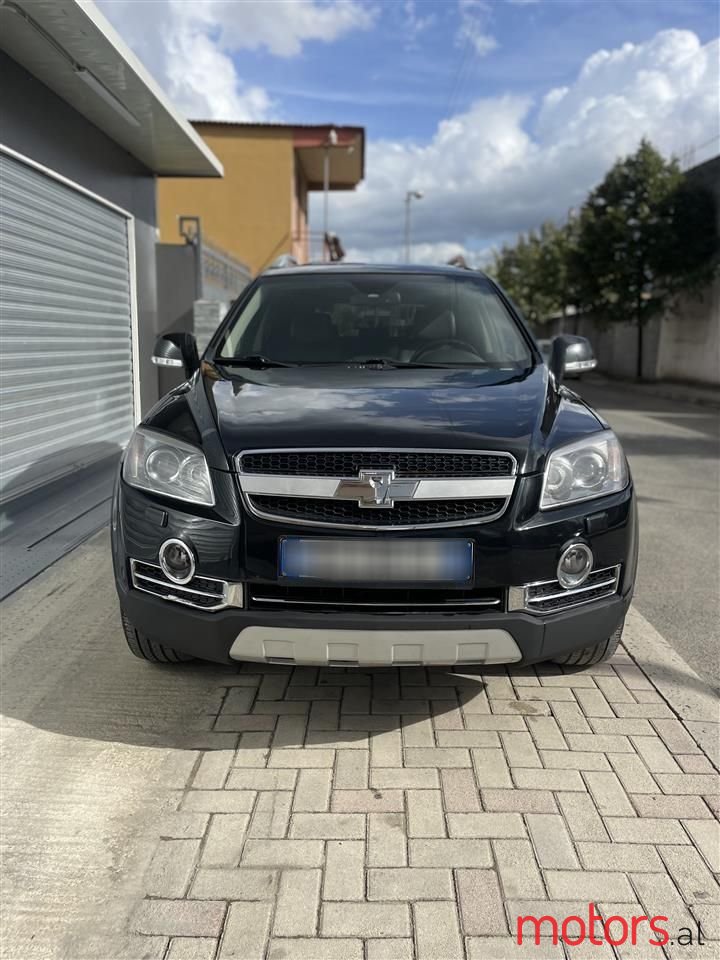 2011' Chevrolet Captiva photo #1