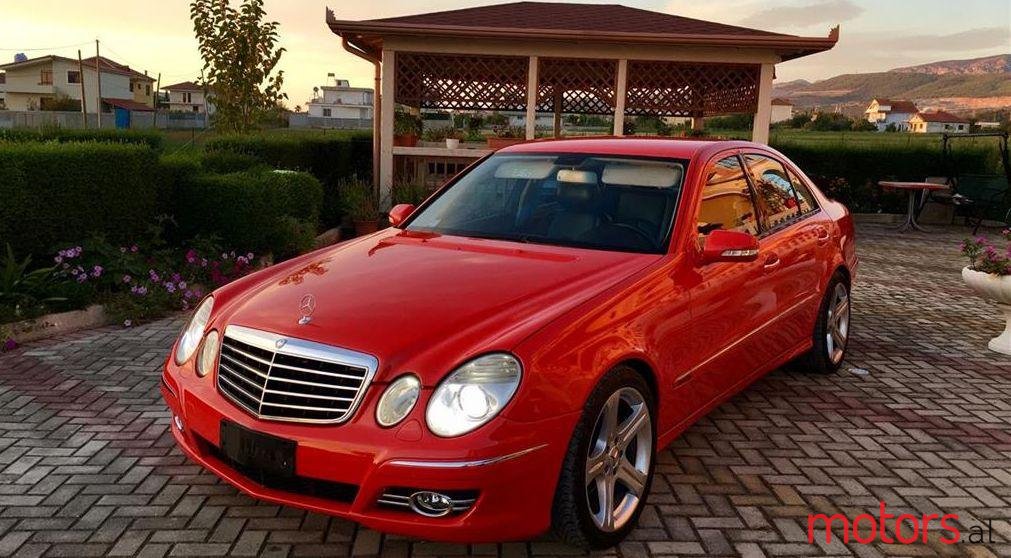 2008' Mercedes-Benz E 320 photo #2