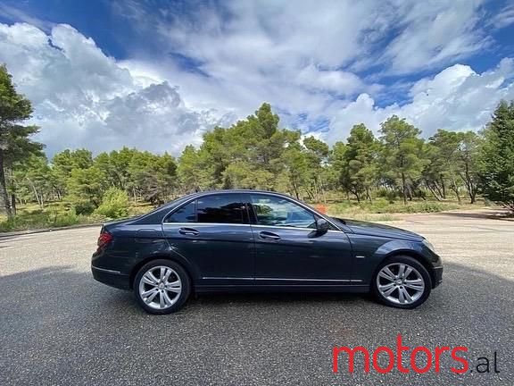 2010' Mercedes-Benz C 220 photo #1