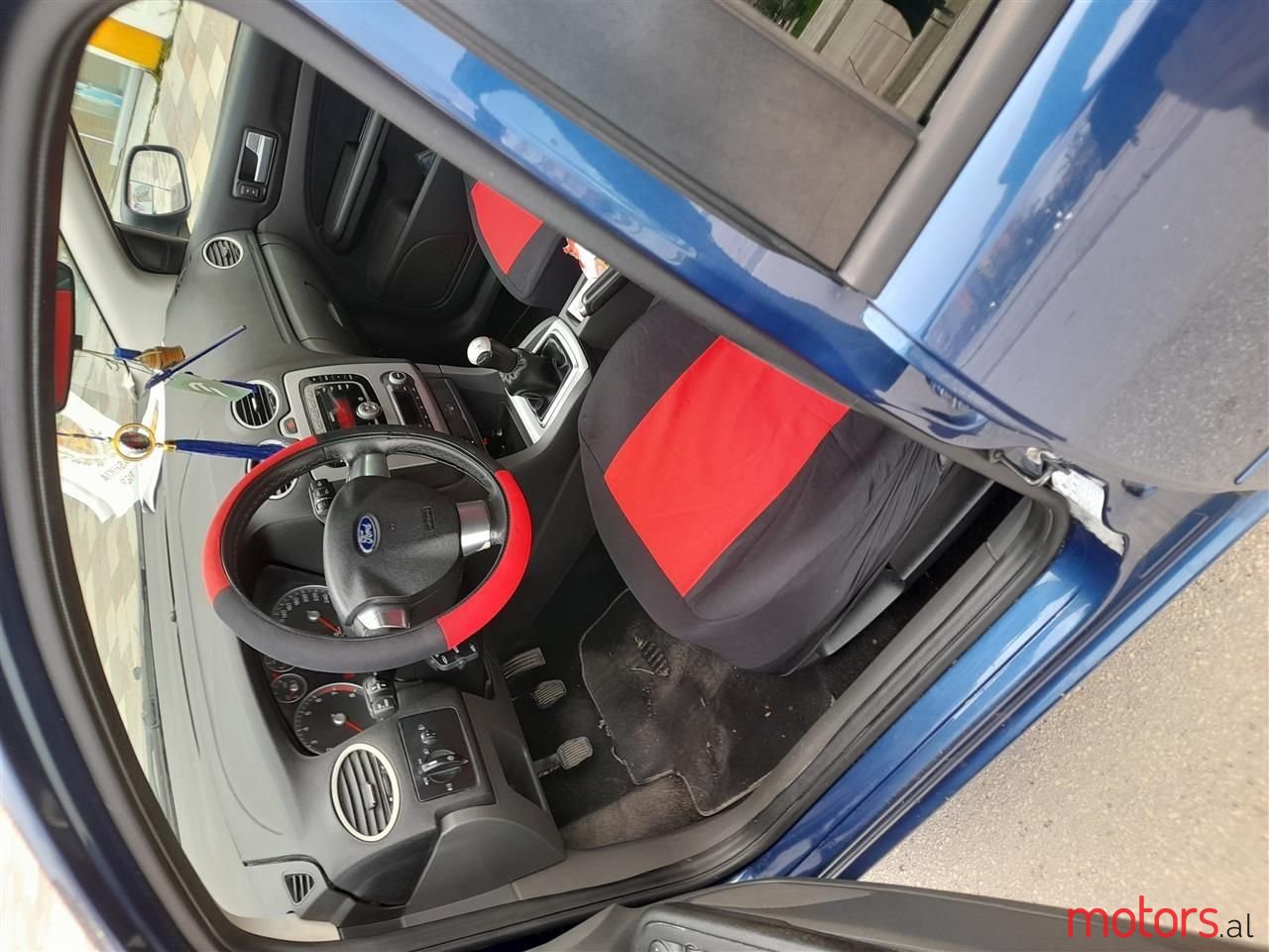 2007' Ford Focus photo #3