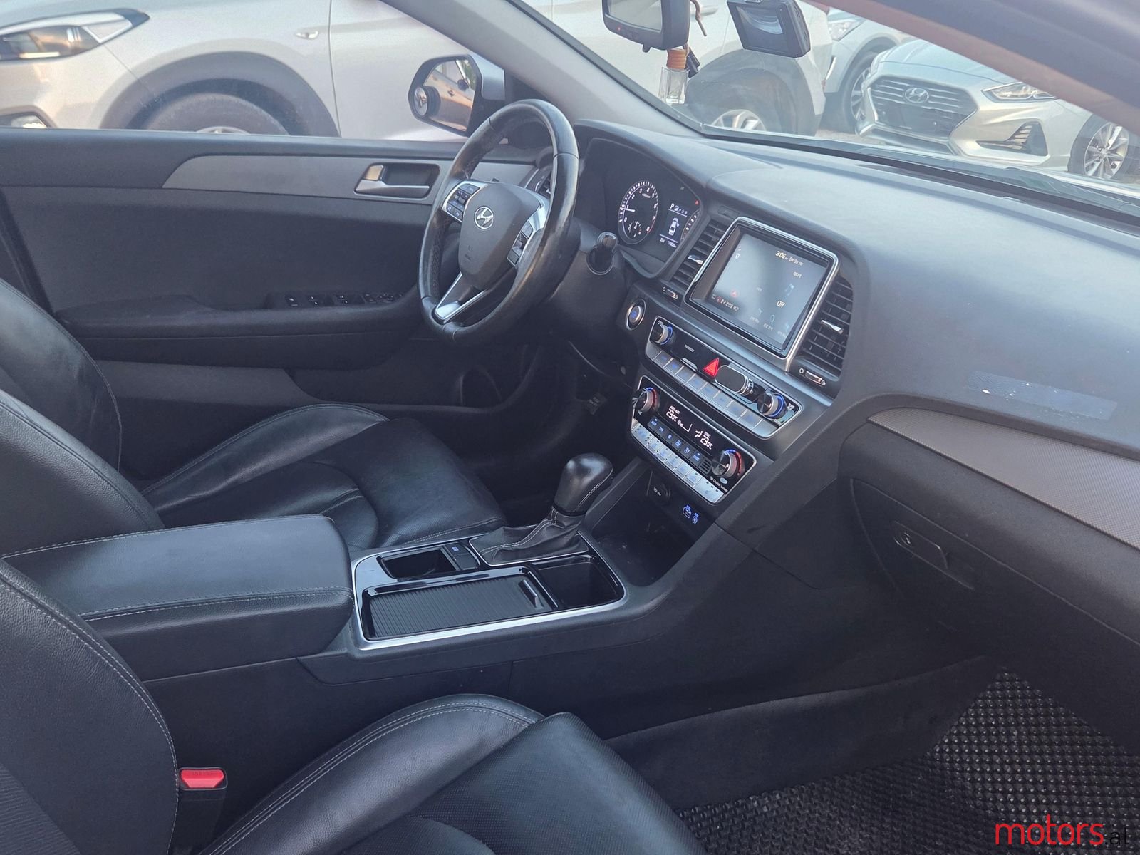 2018' Hyundai Sonata photo #5