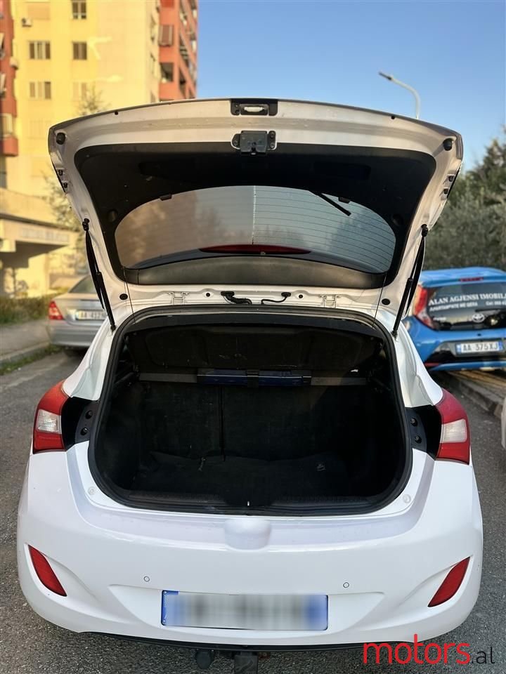 2014' Hyundai i30 photo #5