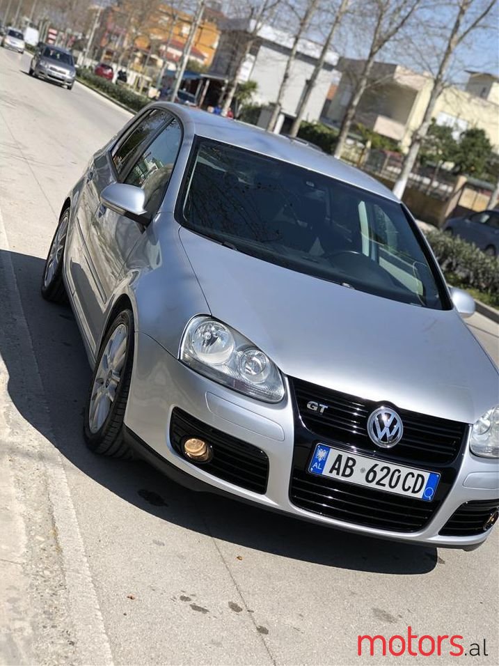 2007' Volkswagen Golf photo #1