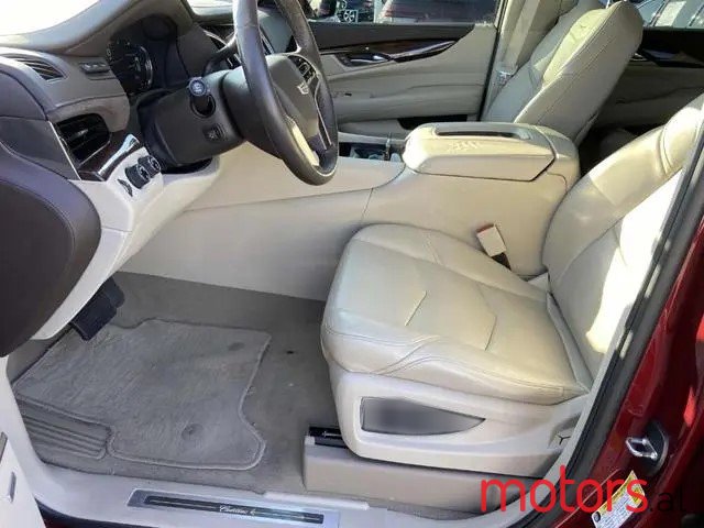2017' Cadillac Escalade photo #7