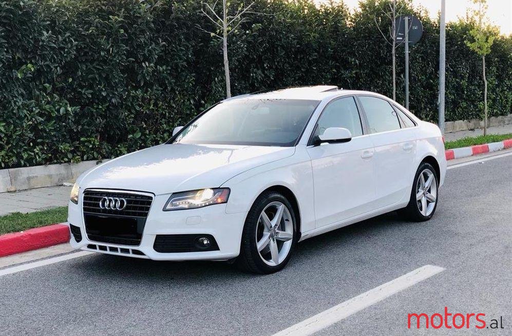 2011' Audi A4 photo #1