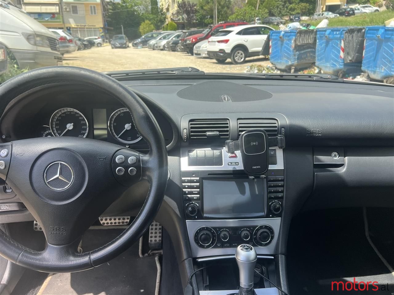 2006' Mercedes-Benz 220 photo #3